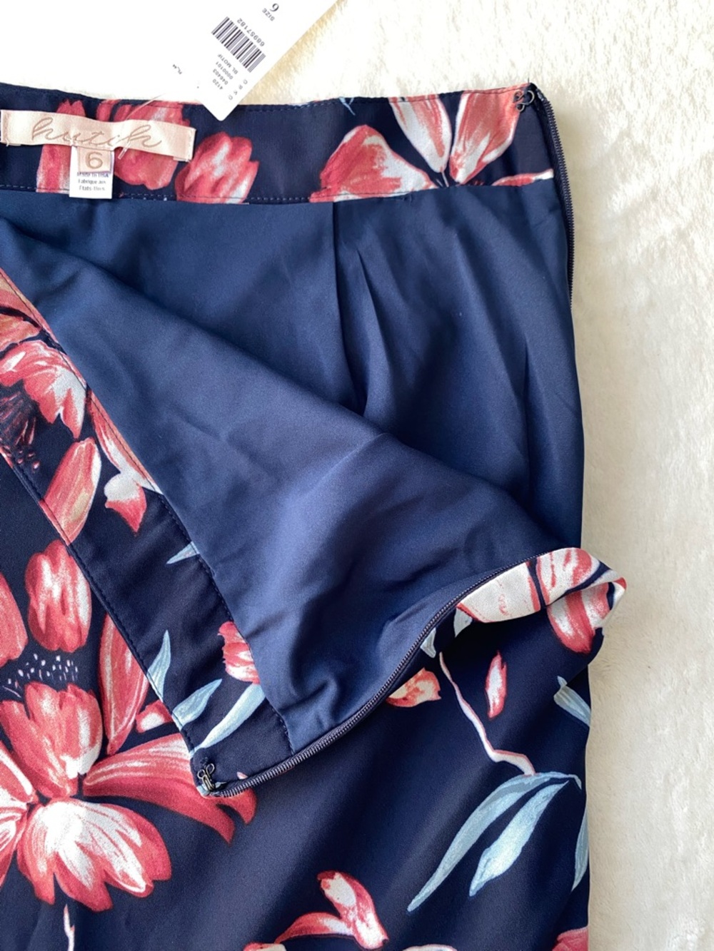 Hutch NWT Floral Midi Skirt Navy Pink Size 6 Anthropologie Style Satin Feel - Picture 6 of 10